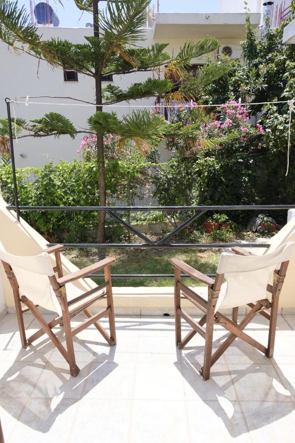 Taxiarchis Apartments Skiathos Exterior foto