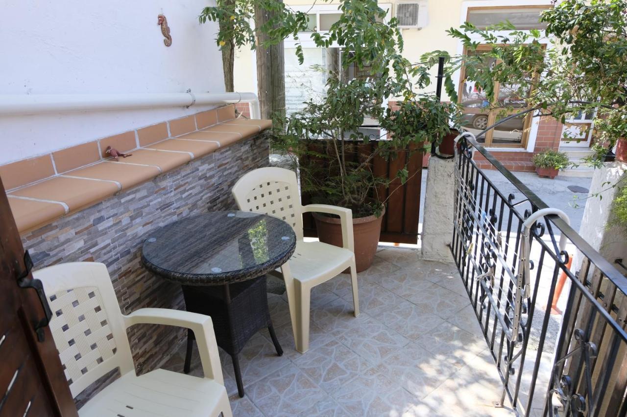 Taxiarchis Apartments Skiathos Exterior foto