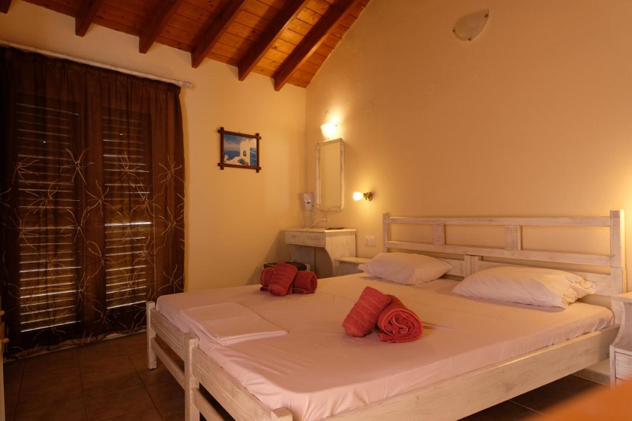 Taxiarchis Apartments Skiathos Exterior foto