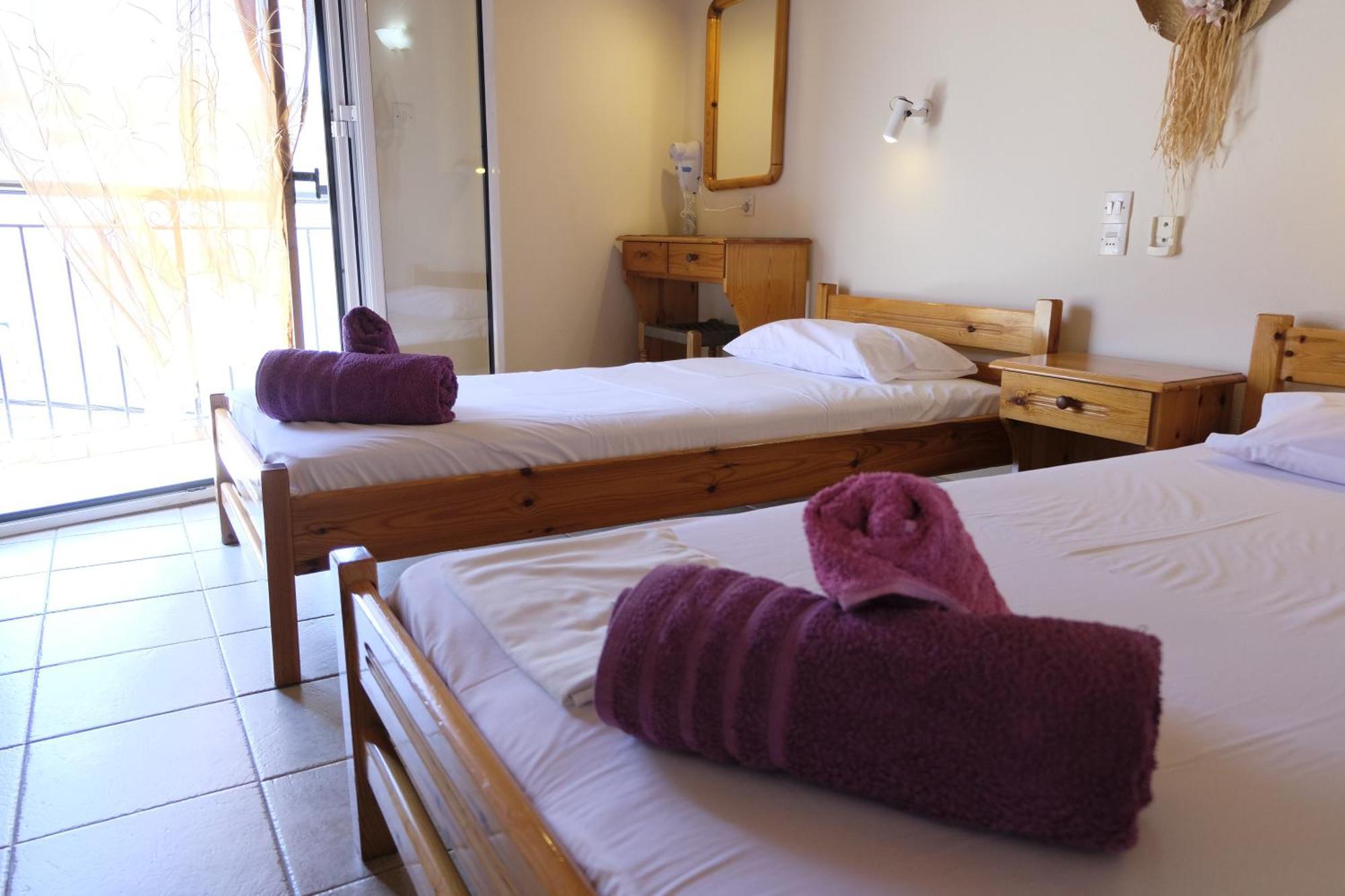 Taxiarchis Apartments Skiathos Quarto foto